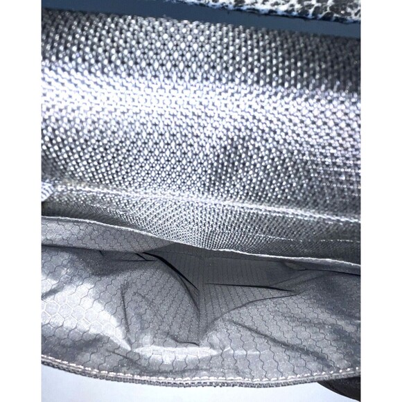 TUMI black Nylon Backpack Shoulder Messenger Bag 589C Computer padded READ VTG - Picture 8 of 16